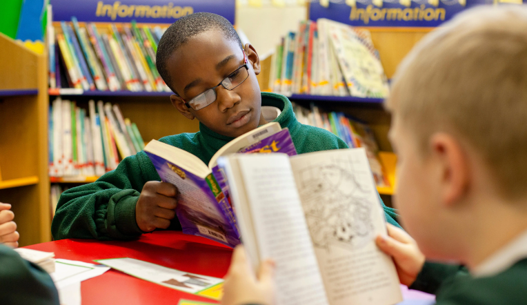Criação do hábito da leitura nas escolas